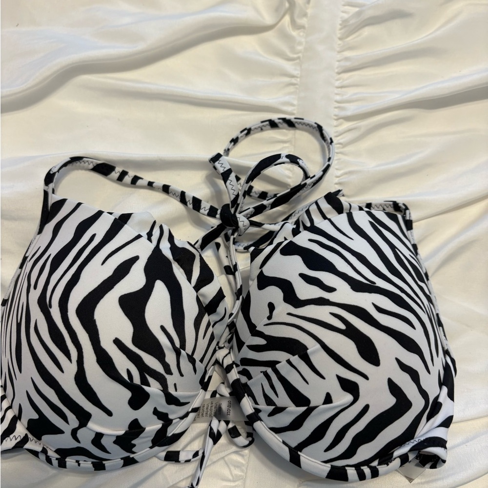 Victoria's Secret Black and White Bikini Top